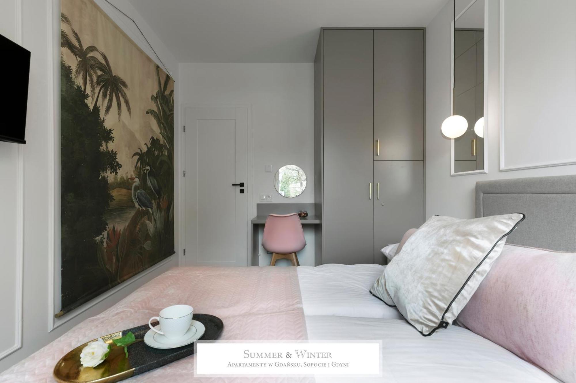 4 Stars, New Luxury Butterfly & Bike Apartments, Gdynia Orlowo, 15 Wyposazonych Mieszkan, Z Sypialnia, Winda I Platnym Parkingiem, Wysoki Standard Summerwinter, Blisko Molo Orlowo, Drog Rowerowych, Stadniny I Golf Park 외부 사진